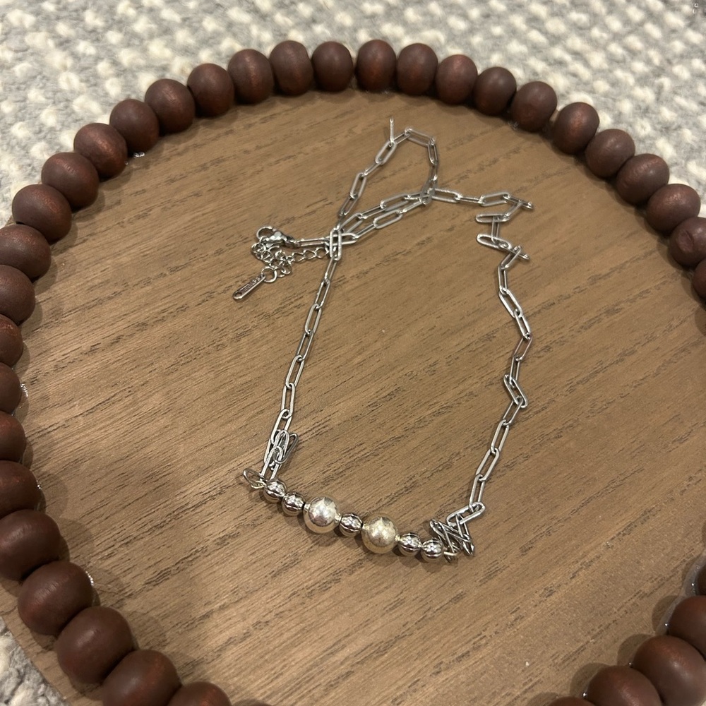 Paper clip chain bar necklace